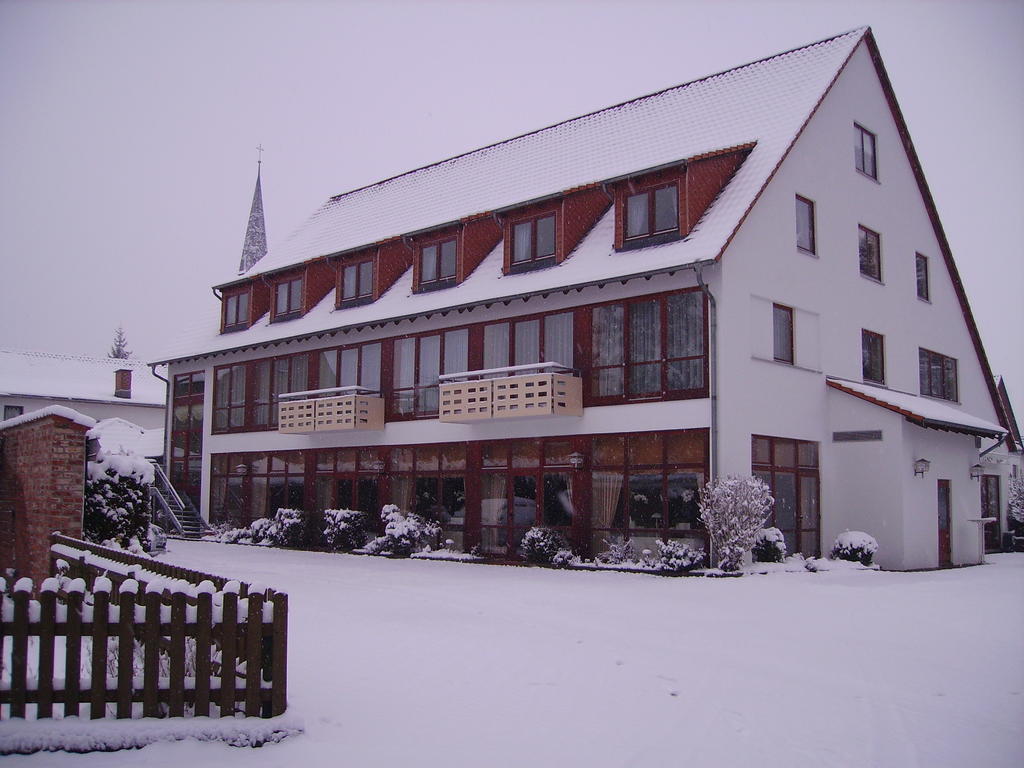 Hotel Zur Erholung Brochthausen ภายนอก รูปภาพ